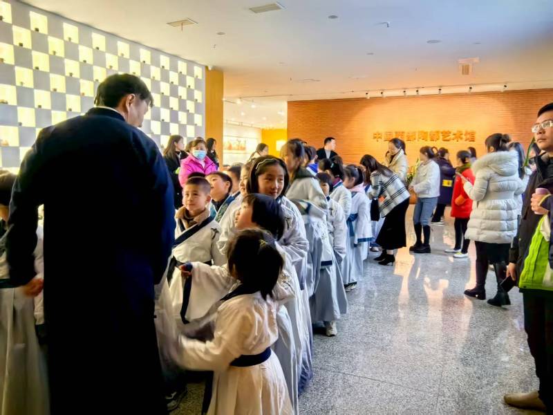 文化赋能：青山区魔创文旅挖掘城市文化资源的实践探索